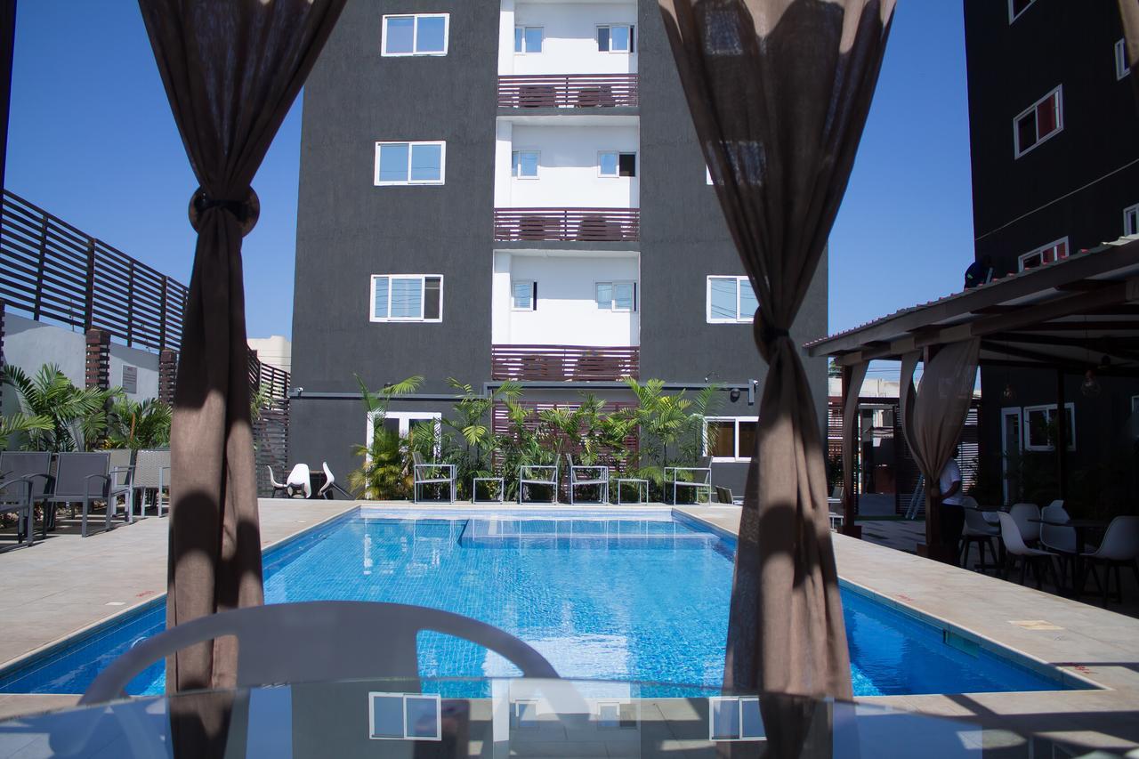 Earl Heights Suites Hotel Аккра Экстерьер фото