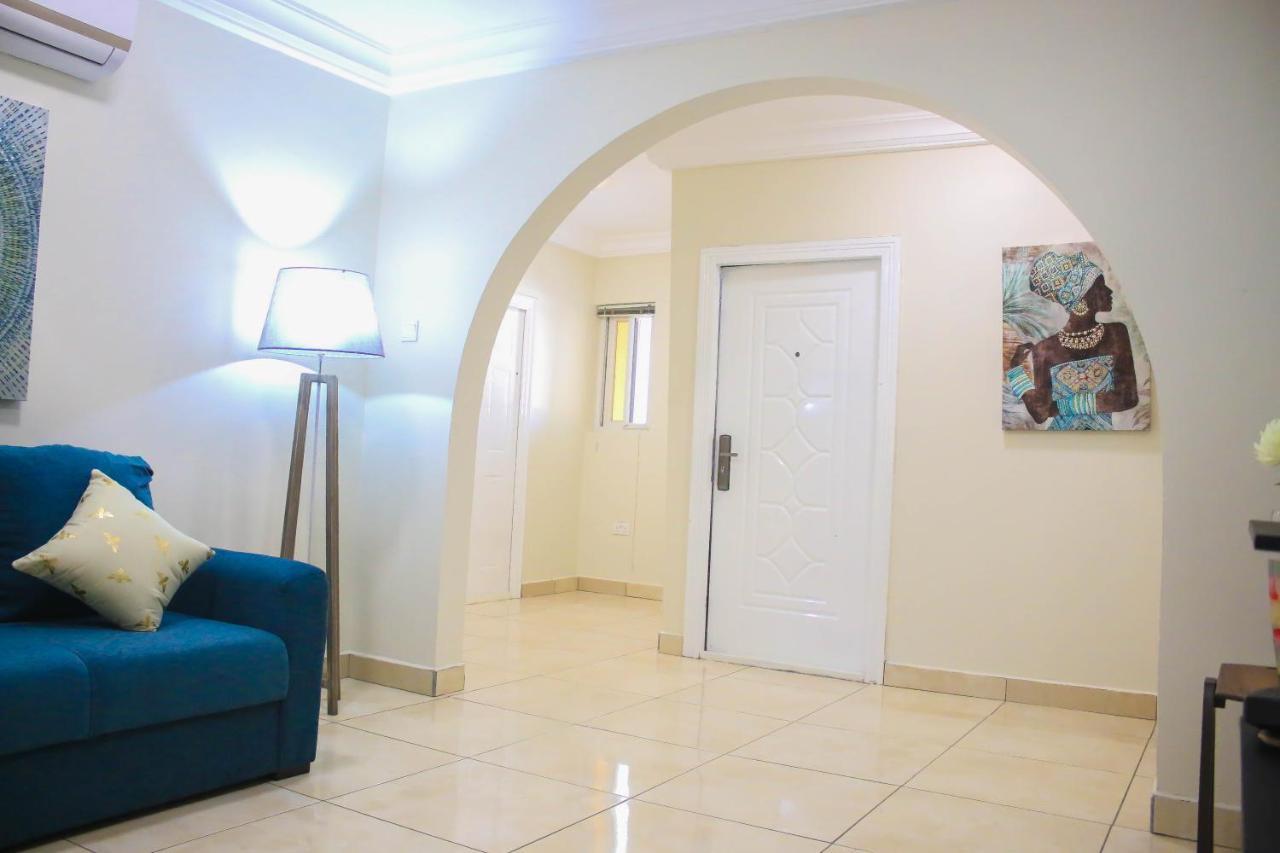Earl Heights Suites Hotel Аккра Экстерьер фото
